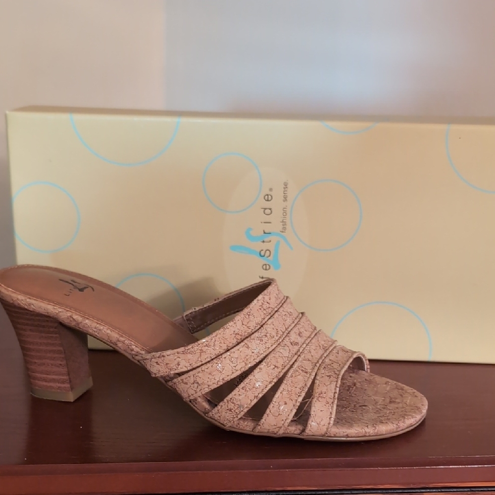 Life Stride Tan Heels with Cushioned Comfort